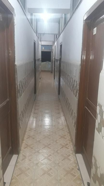 Oyo Rajdhani Guest House Faridabad Eksteriør bilde
